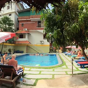 Thushara Hotel